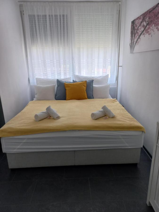 Krisztina Apartman Apartment Salgotarjan Ngoại thất bức ảnh