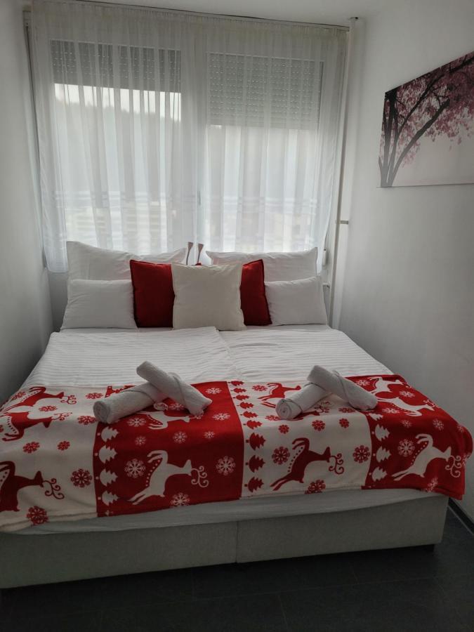 Krisztina Apartman Apartment Salgotarjan Ngoại thất bức ảnh